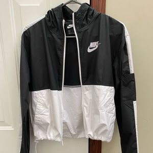 Nike windbreaker